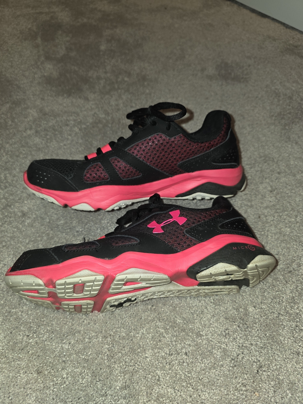 Under Armour Women's Black & Hot Pink Running Sneakers